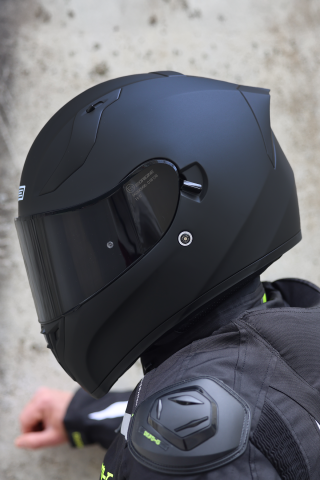 Strada Mat Siyah Kask (Güneş Vizörlü)
