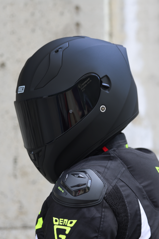 Strada Mat Siyah Kask (Güneş Vizörlü)