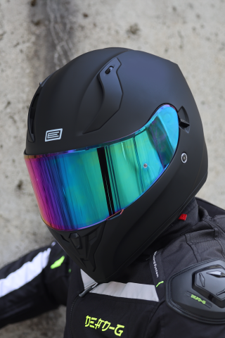 Strada Mat Siyah Güneş Vizörlü Kask Gökkuşağı Camlı