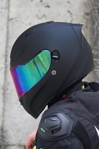 Strada Mat Siyah Güneş Vizörlü Kask Gökkuşağı Camlı