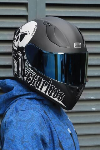 Strada Fearless Mat Siyah-Beyaz Güneş Vizörlü Kask Mavi Camlı