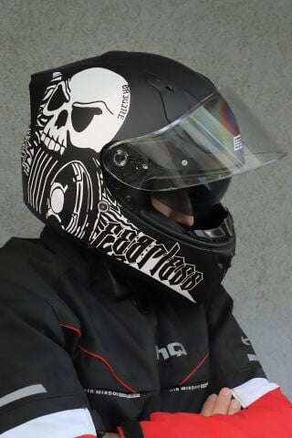 Strada Fearless Mat Siyah-Beyaz Güneş Vizörlü Kask Şeffaf Camlı