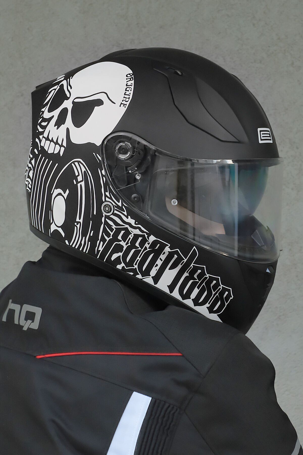 Strada Fearless Mat Siyah-Beyaz Güneş Vizörlü Kask Şeffaf Camlı