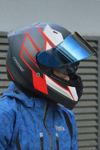 Strada Competition Beyaz-Kırmızı-Siyah Kask (Güneş Vizörlü)
